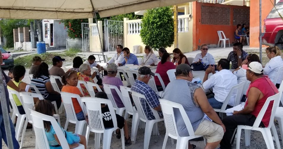Atiende COMAPA a ciudadanos en la López Portillo.