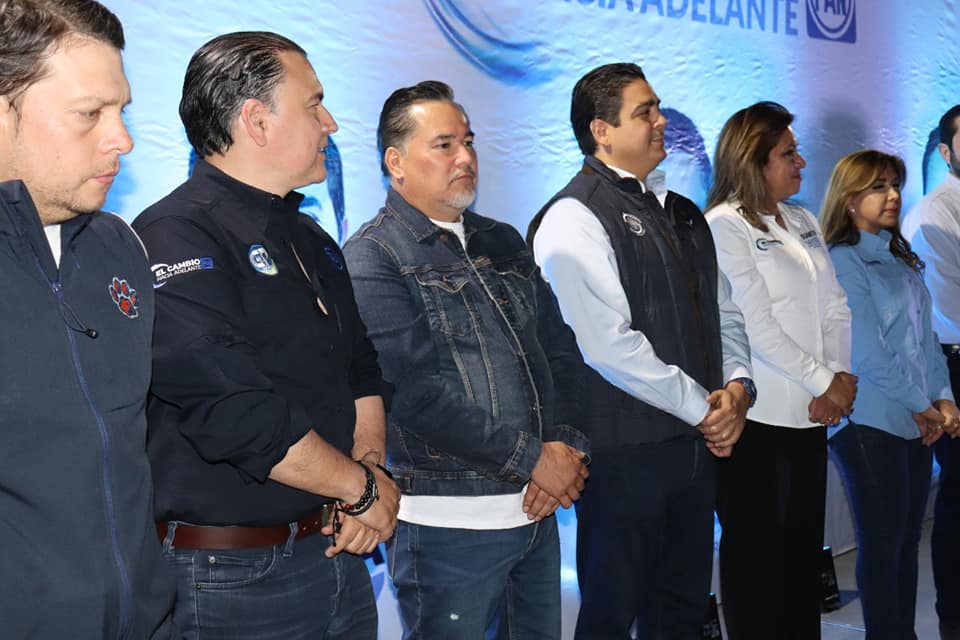 ¡Aquí nadie se rinde!, es el grito de batalla de Alberto Lara. Al iniciar su campaña rumbo al Congreso de Tamaulipas.