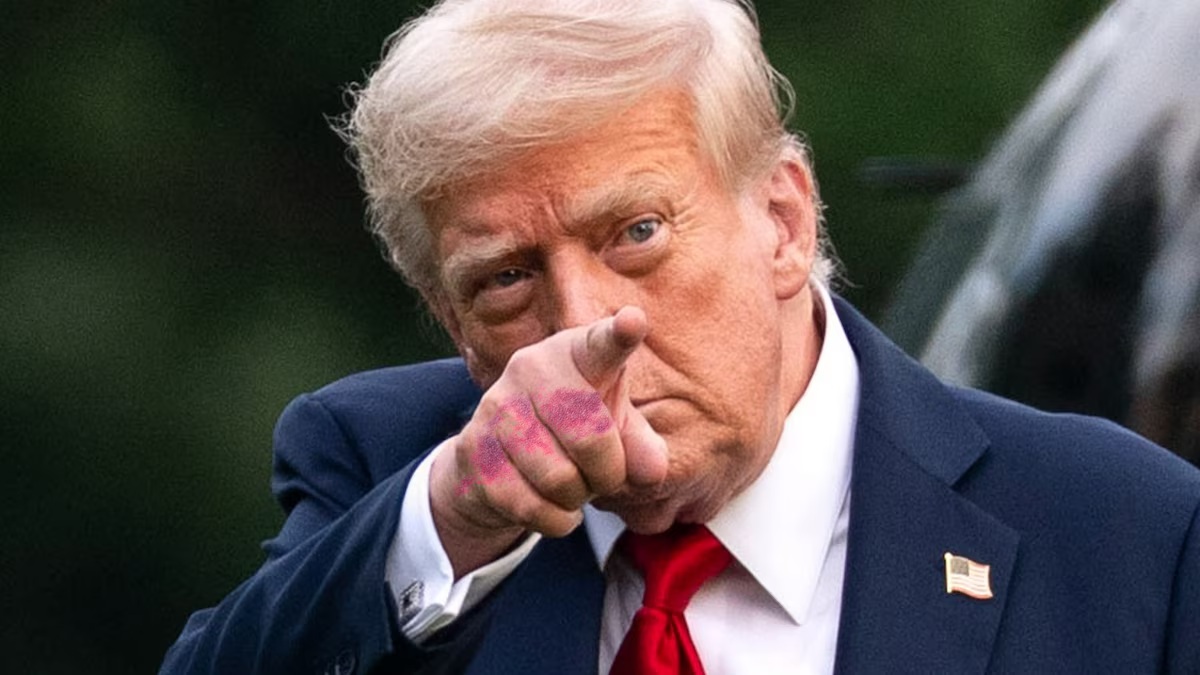 Trump se lanza vs. Obama y lo acusa de conspirar en su contra para evitar hablar del caso Epstein