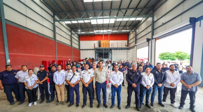 CELEBRÓ ALCALDE CARLOS PEÑA ORTIZ A LOS BOMBEROS DE REYNOSA