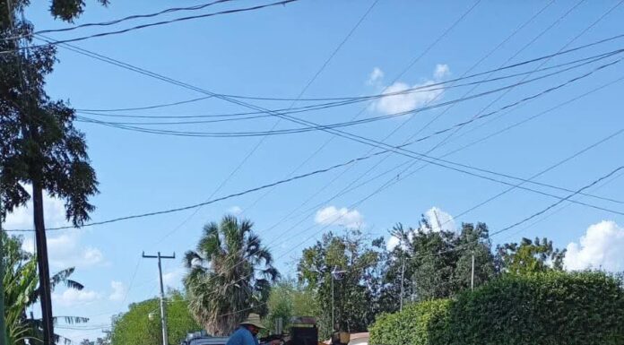 CIERRAN VIALIDAD EN DÍAZ ORDAZ POR TRABAJOS DE PAVIMENTACIÓN