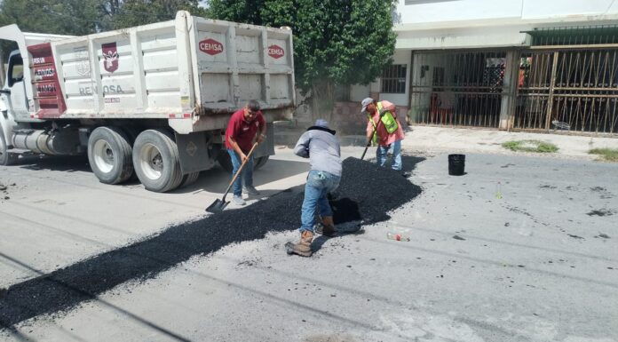 REHABILITA GOBIERNO DE REYNOSA VIALIDADES EN COLONIAS JARACHINA, LONGORIA Y LAS CUMBRES