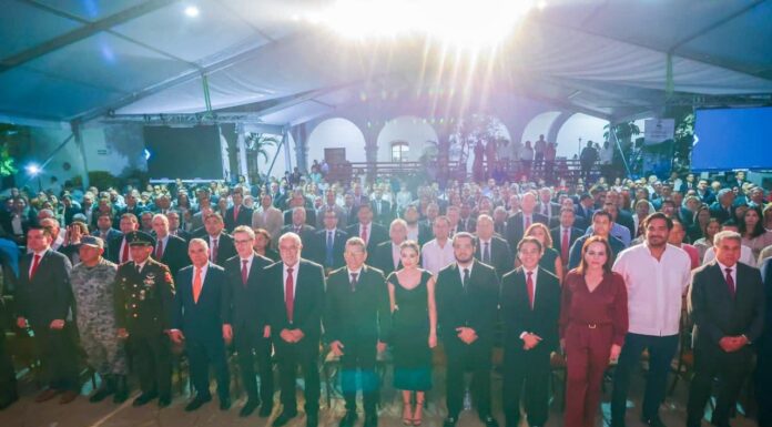 GOBIERNOS CERCANOS, CARLOS PEÑA ORTIZ ACOMPAÑÓ AL ALCALDE DE CIUDAD VICTORIA EN SU PRIMER INFORME DE GOBIERNO