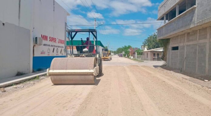 MEJORAN VIALIDAD EN LA COLONIA PRADO SUR DE DÍAZ ORDAZ