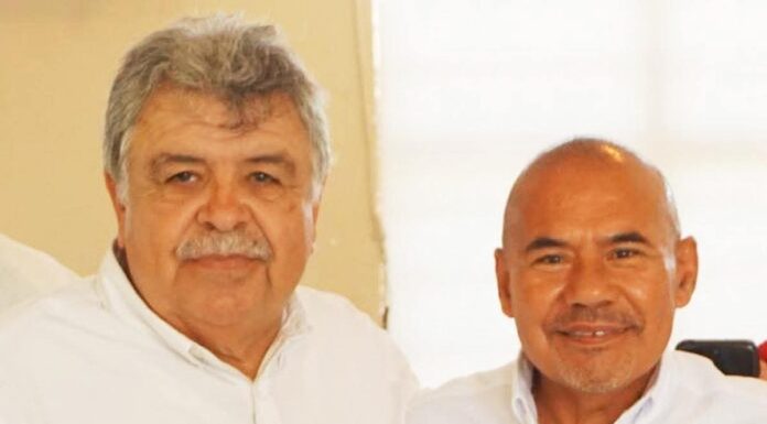 RECONOCE ALCALDE GRAN TRABAJO DEL LIC. ROBERTO GARCÍA LÓPEZ, QUIEN ASCIENDE COMO ASESOR Y DIRECTOR DE RELACIONES PÚBLICAS EN LA OFICINA DEL PRESIDENTE