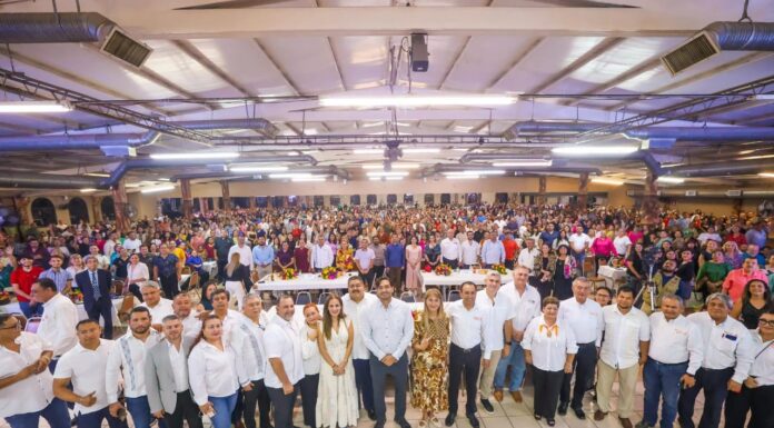 FESTEJARON MAESTROS DE REYNOSA SU DÍA CON EL ALCALDE CARLOS PEÑA ORTIZ Y LA SENADORA MAKI ESTHER ORTIZ DOMÍNGUEZ