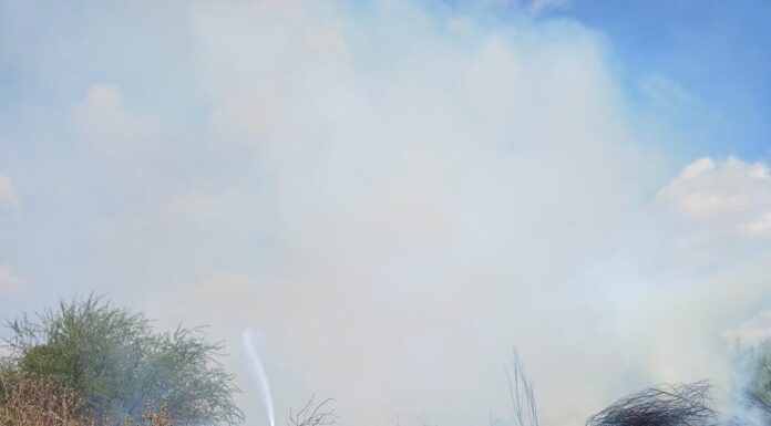 ATIENDEN DOS INCENDIOS SIMULTÁNEOS EN CAMARGO SIN PERSONAS LESIONADAS