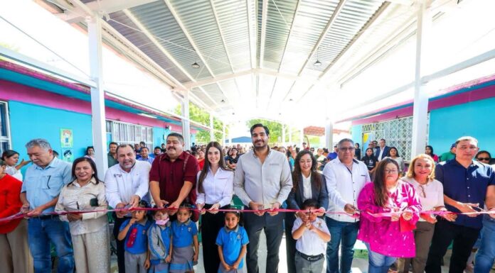 INAUGURA ALCALDE CARLOS PEÑA ORTIZ TECHUMBRE EN JARDÍN DE NIÑOS JUAN B. TIJERINA VILLARREAL