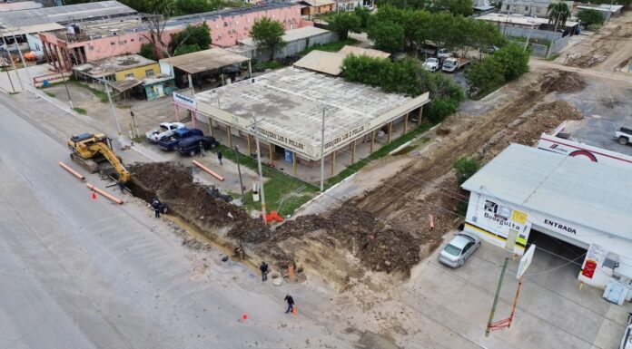 INICIAN REPARACIONES EN TUBERÍAS Y REDUCEN CIRCULACIÓN EN AVENIDA HIDALGO
