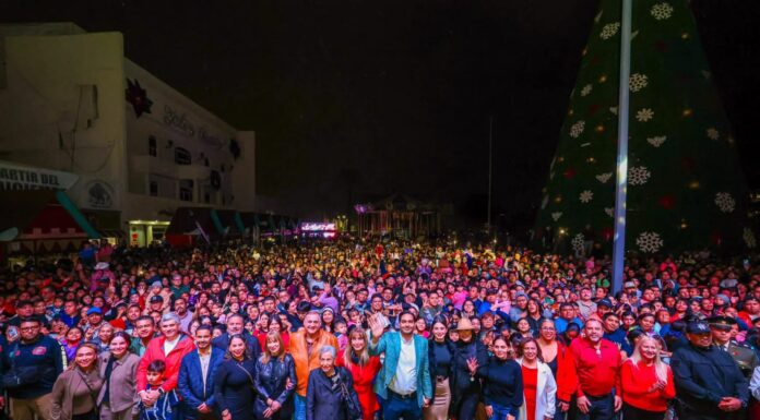 CELEBRÓ CARLOS PEÑA ORTIZ EL INICIO DE LA NAVIDAD 2025 CON MÁS DE 10 MIL REYNOSENSES