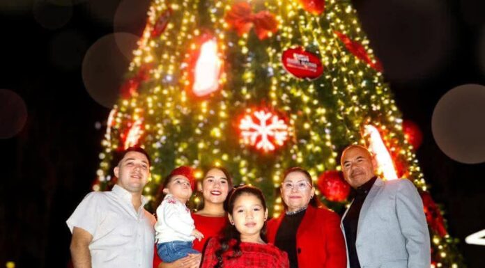 INVITA EL BIOL. RAMIRO CORTEZ A LAS FAMILIAS A DISFRUTAR ESTE MARTES 16 DE DICIEMBRE DEL TRADICIONAL DESFILE NAVIDEÑO