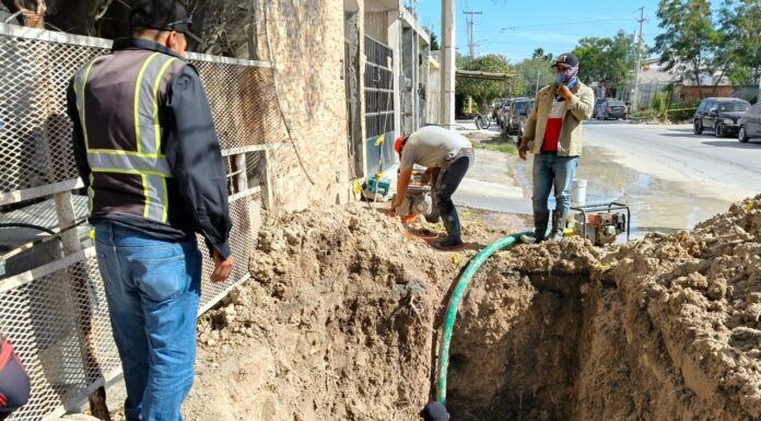 TRABAJÓ COMAPA EN REPARACIÓN DE FUGA DE AGUA EN COLONIA VOLUNTAD Y TRABAJO
