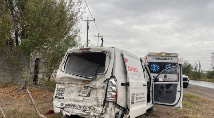 ACCIDENTE VEHICULAR PROVOCA MOVILIZACIÓN DE PROTECCIÓN CIVIL EN DÍAZ ORDAZ