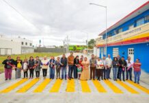 INAUGURARON VECINOS Y ALCALDE PAVIMENTACIÓN DE LA CALLE NÍQUEL EN VILLAS DE ESMERALDA