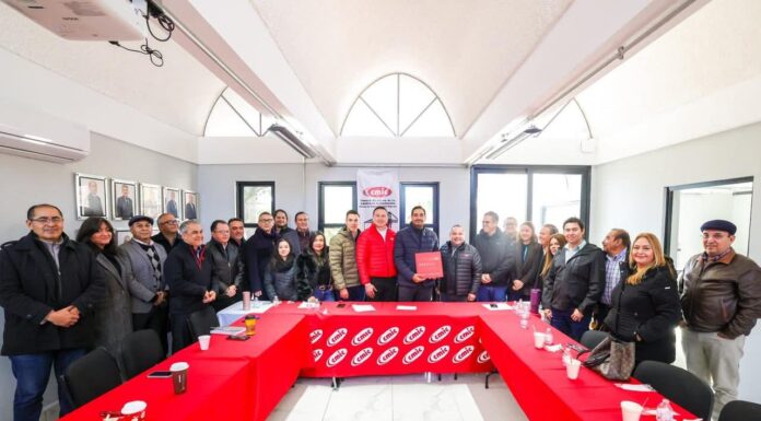 CONMEMORÓ CMIC TAMAULIPAS 50 ANIVERSARIO CON EL ALCALDE CARLOS PEÑA ORTIZ