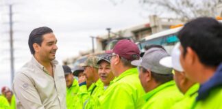 ALCALDE CARLOS PEÑA ORTIZ FORTALECE LA SEGURIDAD LABORAL DE RECOLECTORES DE BASURA EN REYNOSA