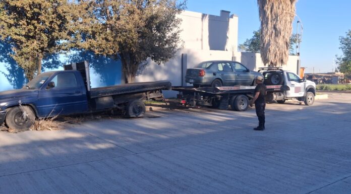 EXIGEN CIUDADANOS CALLES LIBRES DE CHATARRA EN REYNOSA