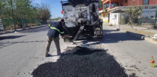INTENSIFICA GOBIERNO DE CARLOS PEÑA ORTIZ LABORES DE BACHEO EN REYNOSA