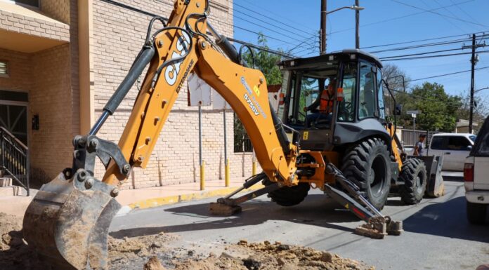 REHABILITA COMAPA RED DE DRENAJE SANITARIO EN LA ZONA CENTRO