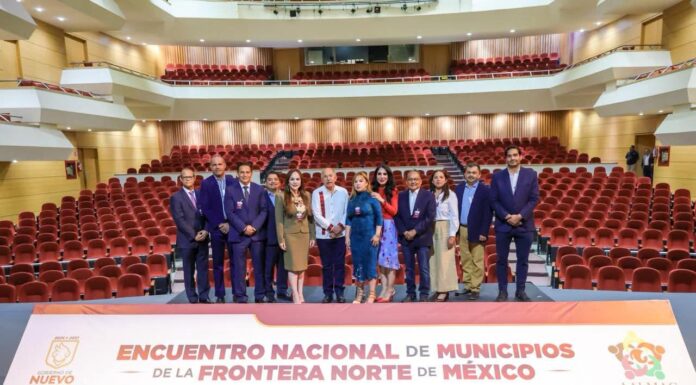 EXPUSO CARLOS PEÑA ORTIZ PROPUESTAS SOBRE GOBERNANZA DEL AGUA