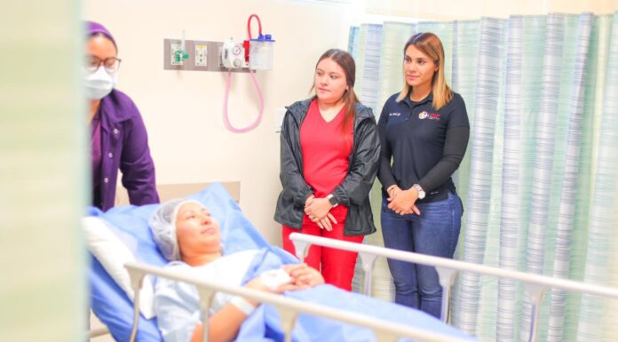 BENEFICIARÁ DIF-REYNOSA A DOS MUJERES CON RECONSTRUCCIÓN DE MAMA; OFRECIENDO RECUPERACIÓN INTEGRAL Y CONFIANZA