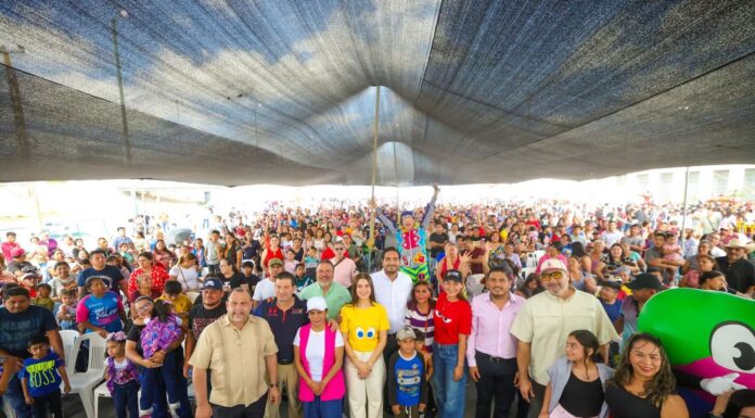 ENCABEZARON CARLOS PEÑA ORTIZ Y ALEJANDRA YELITZA GARZA EL DÍA DE LA FAMILIA CON MILES DE REYNOSENSES