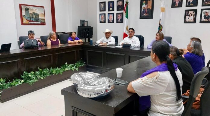 GOBIERNO DE DÍAZ ORDAZ REFUERZA DIÁLOGO CON DELEGADOS PARA ATENDER NECESIDADES COMUNITARIAS