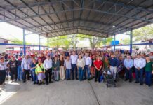 ENTREGÓ CARLOS PEÑA ORTIZ BENEFICIOS DE DIF EN TU COLONIA