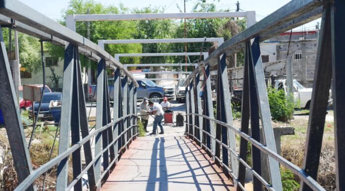 REHABILITAN PUENTE PEATONAL SOBRE EL ARROYO “EL BUEY” EN MIGUEL ALEMÁN