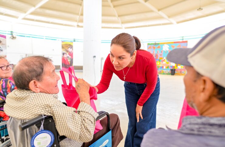 ENTREGA DIF-REYNOSA 11 APARATOS FUNCIONALES DANDO RESPUESTA A PETICIONES CIUDADANAS