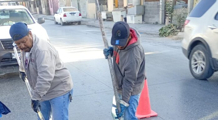 LLAMA COMAPA A NO ARROJAR BASURA NI GRASAS EN ALCANTARILLAS