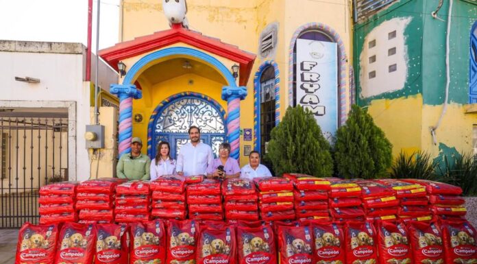 ENTREGÓ CARLOS PEÑA ORTIZ MÁS DE 2 TONELADAS DE ALIMENTO PARA MASCOTAS