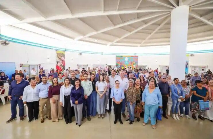 PUSO EN MARCHA ALCALDE CARLOS PEÑA ORTIZ LA JORNADA DE SALUD VISUAL 2026