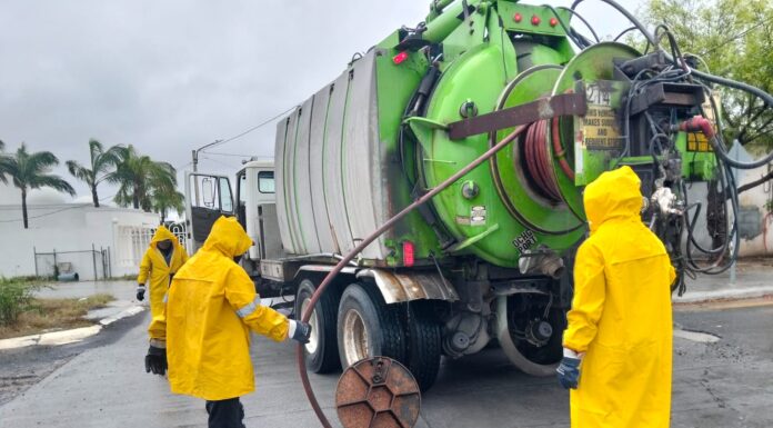 REALIZÓ COMAPA SONDEO DE DRENAJE SANITARIO EN DIVERSOS SECTORES