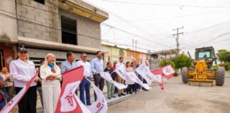 DIO CARLOS PEÑA ORTIZ INICIO A OBRA DE PAVIMENTACIÓN EN LOMAS DEL VILLAR