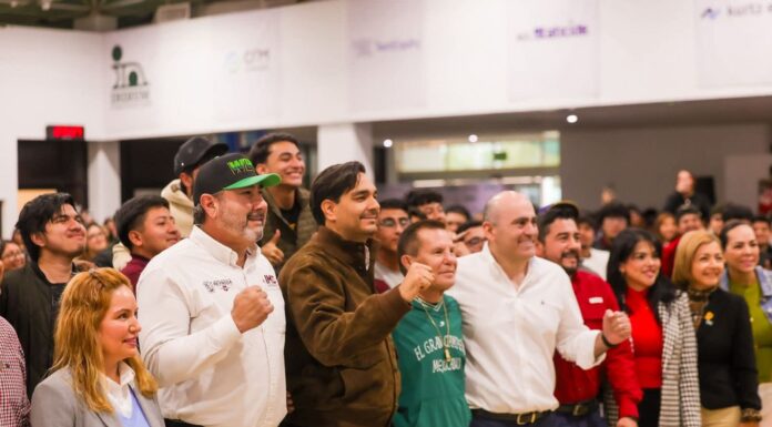 LLEVARON JULIO CÉSAR CHÁVEZ Y CARLOS PEÑA ORTIZ CONFERENCIA «EL VERDADERO COMBATE» A LA UTTN