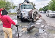 REPARÓ COMAPA DERRAME DE DRENAJE EN INTEGRACIÓN FAMILIAR