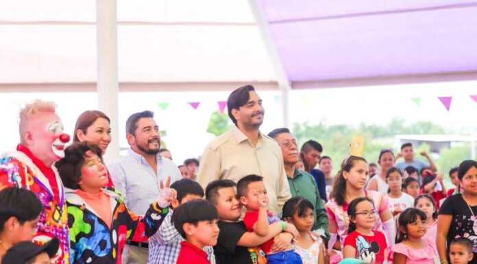FESTEJO CARLOS PEÑA ORTIZ A NIÑOS Y NIÑAS REYNOSENSES DEL MES DE ABRIL