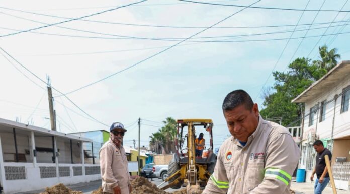 AVANZA COMAPA EN REHABILITACIÓN SANITARIA EN COLONIAS LONGORIA Y LAS CUMBRES