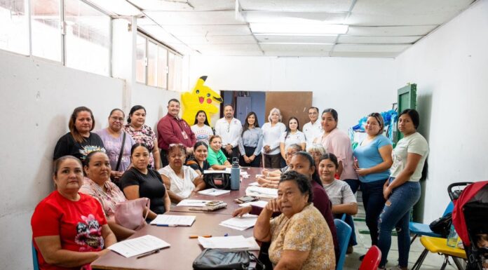 IMPULSAN CAPACITACIÓN PRODUCTIVA CON CURSO DE ELABORACIÓN DE PIÑATAS EN TAMAULIPAS