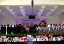 FESTEJAN EN GRANDE A MADRECITAS DE LA SECUNDARIA TÉCNICA 48