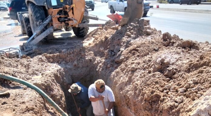REPARA COMAPA FUGAS DE AGUA POTABLE EN GRANJAS ECONÓMICAS Y MÓDULO 2000