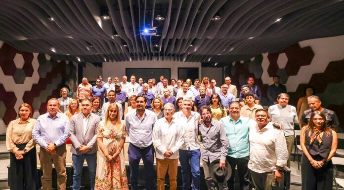PRESENTÓ EL ALCALDE CARLOS PEÑA ORTIZ EL DOCUMENTAL *EMILIO PORTES GIL ENTRE CALLES Y OBREGÓN»
