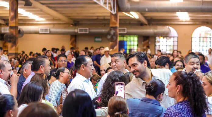 CELEBRÓ EL ALCALDE CARLOS PEÑA ORTIZ JUNTO A LA SENADORA MAKI ESTHER ORTIZ DOMÍNGUEZ FESTEJO DEL «DÍA DEL MAESTRO 2026» ANTES MILES DE DOCENTES