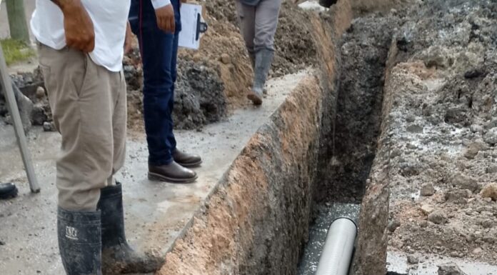 DA CONTINUACIÓN COMAPA A REHABILITACIÓN DE DRENAJE SANITARIO EN FUENTES COLONIALES