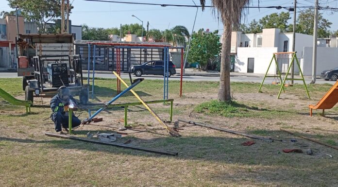 REFUERZA CARLOS PEÑA ORTIZ REHABILITACIÓN DE PLAZAS Y ESPACIOS PÚBLICOS EN COLONIAS