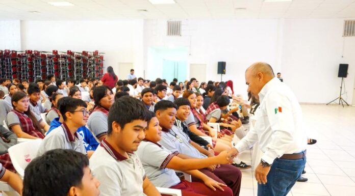 “TODO LO QUE USTEDES DECIDAN, DEFINIRÁ EL FUTURO DE SUS VIDAS”: BIOL. RAMIRO CORTEZ BARRERA
