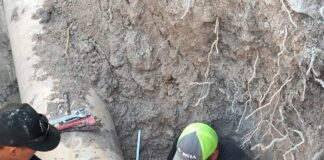 ATENDIÓ COMAPA FUGA DE AGUA POTABLE Y REHABILITACIÓN DE DESCARGA SANITARIA EN LA COLONIA VOLUNTAD Y TRABAJO