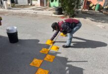MEJORA GOBIERNO DE CARLOS PEÑA ORTIZ SEGURIDAD VIAL CON INSTALACIÓN DE BOYAS DE TRÁFICO