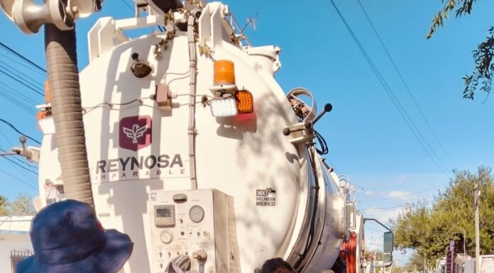 REALIZÓ COMAPA SONDEO DE DRENAJE SANITARIO EN EL FRACC. REYNOSA